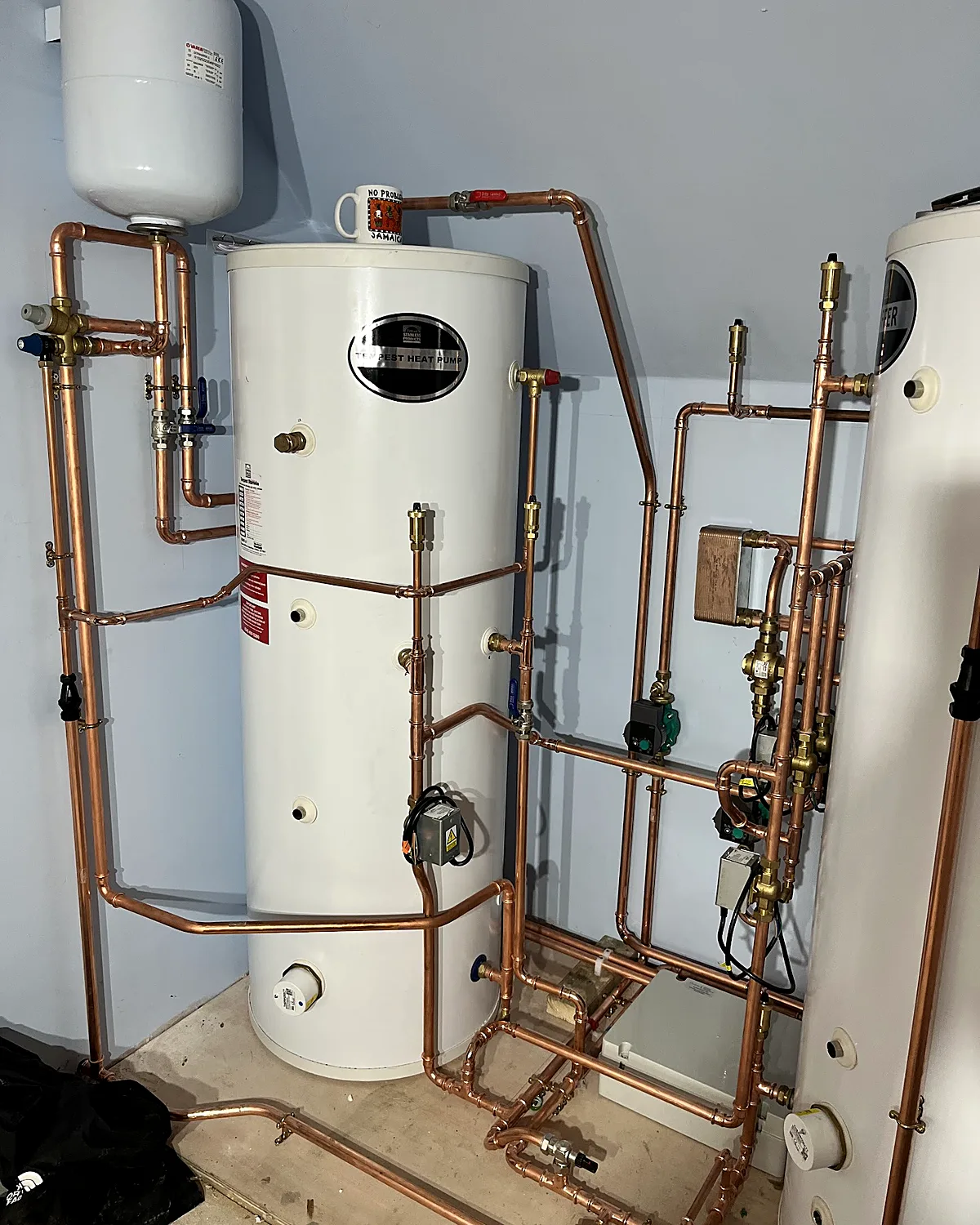Unvented cylinder in copper