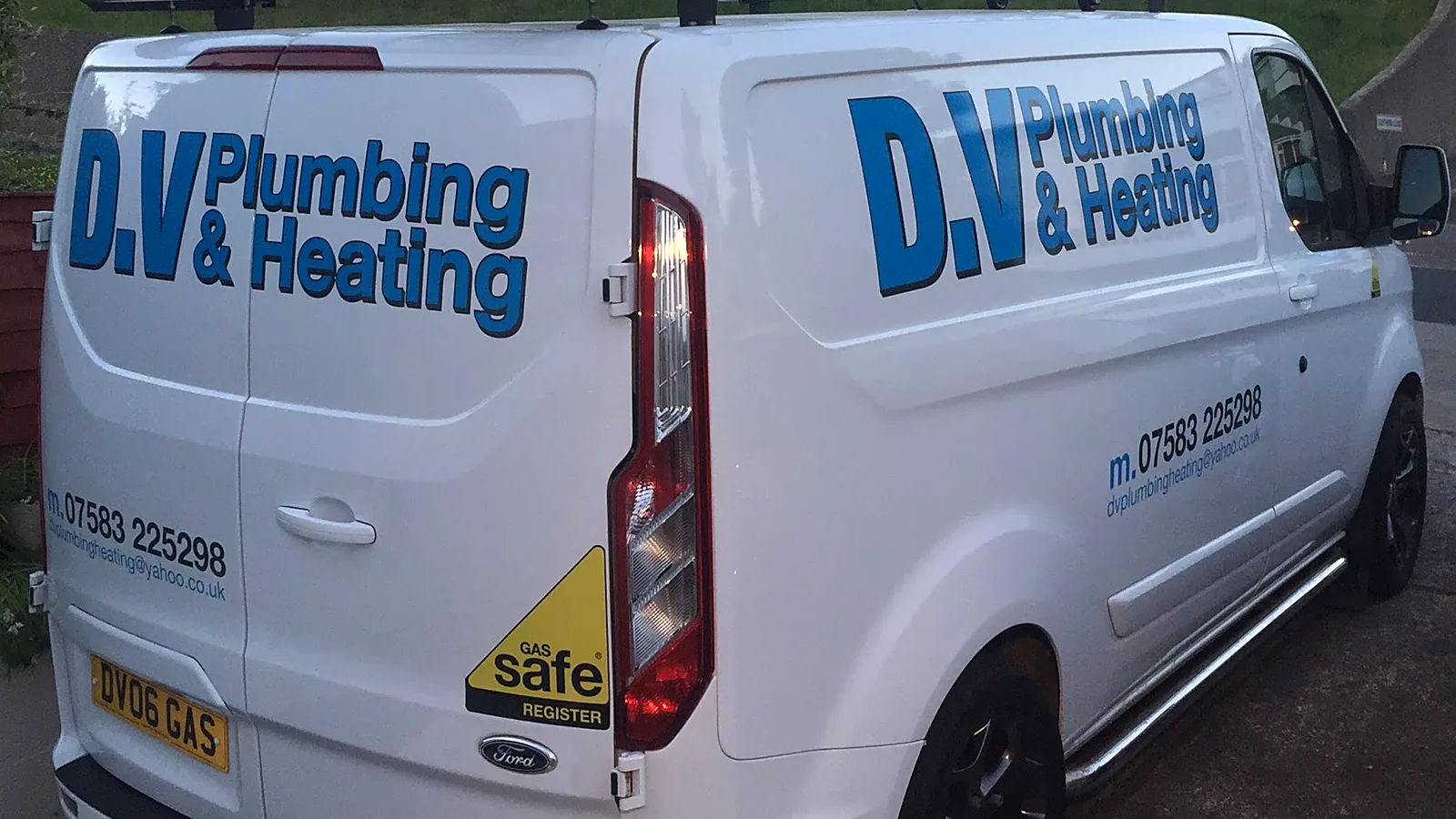 The D.V Plumbing & Heating van
